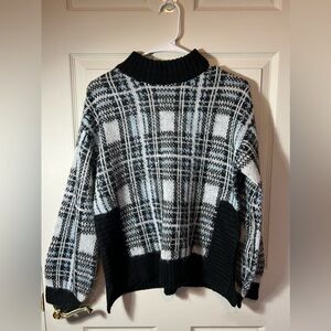 Nine West Women's Mock Neck Blue Black Plaid Boxy Sweater Size Medium